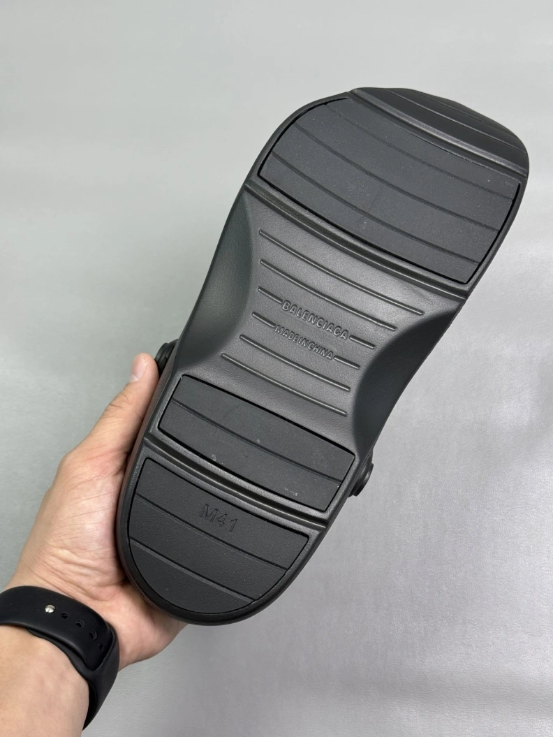 Bxlxnciaga Slippers Modern 109320