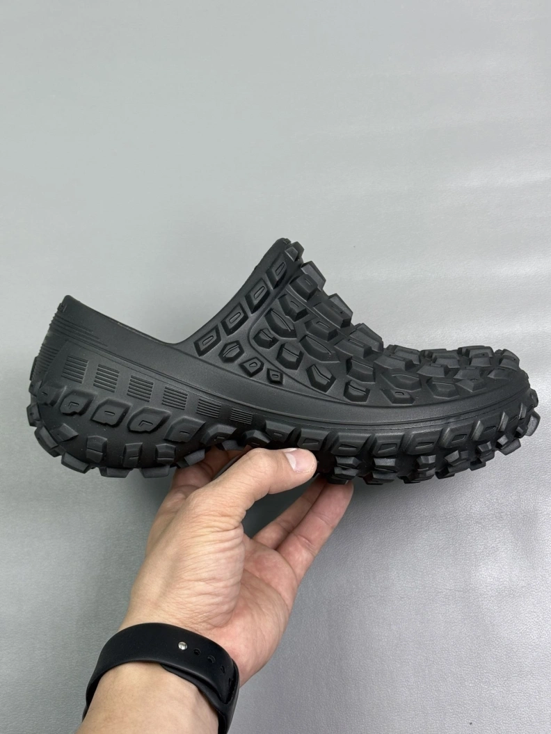 Refined Bxlxnciaga Slippers 109327