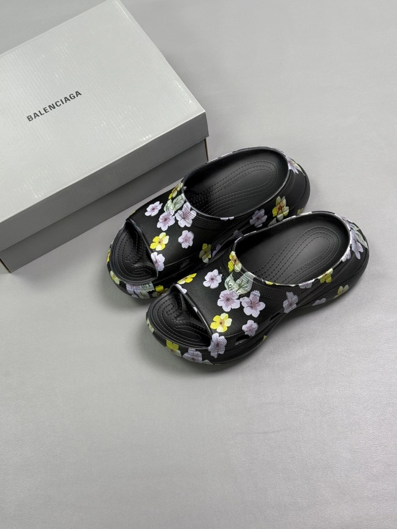 TopPick Bxlxnciaga Slippers 109307