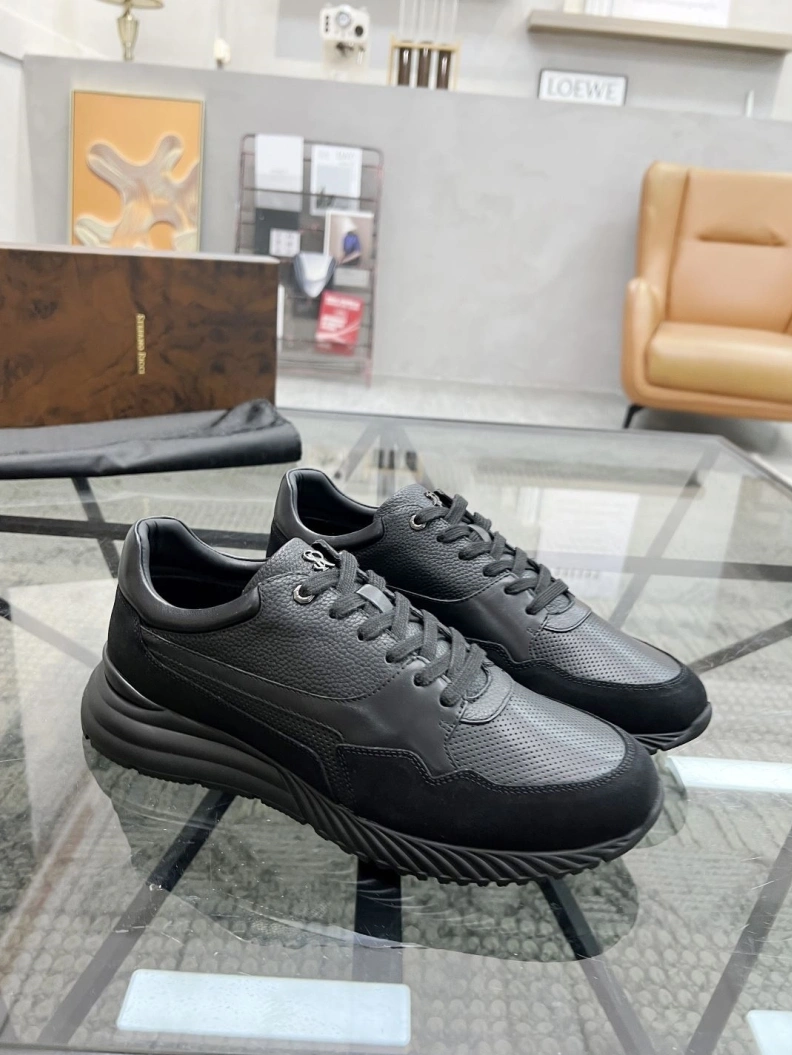Lightweight Othxr Sneakers 211095