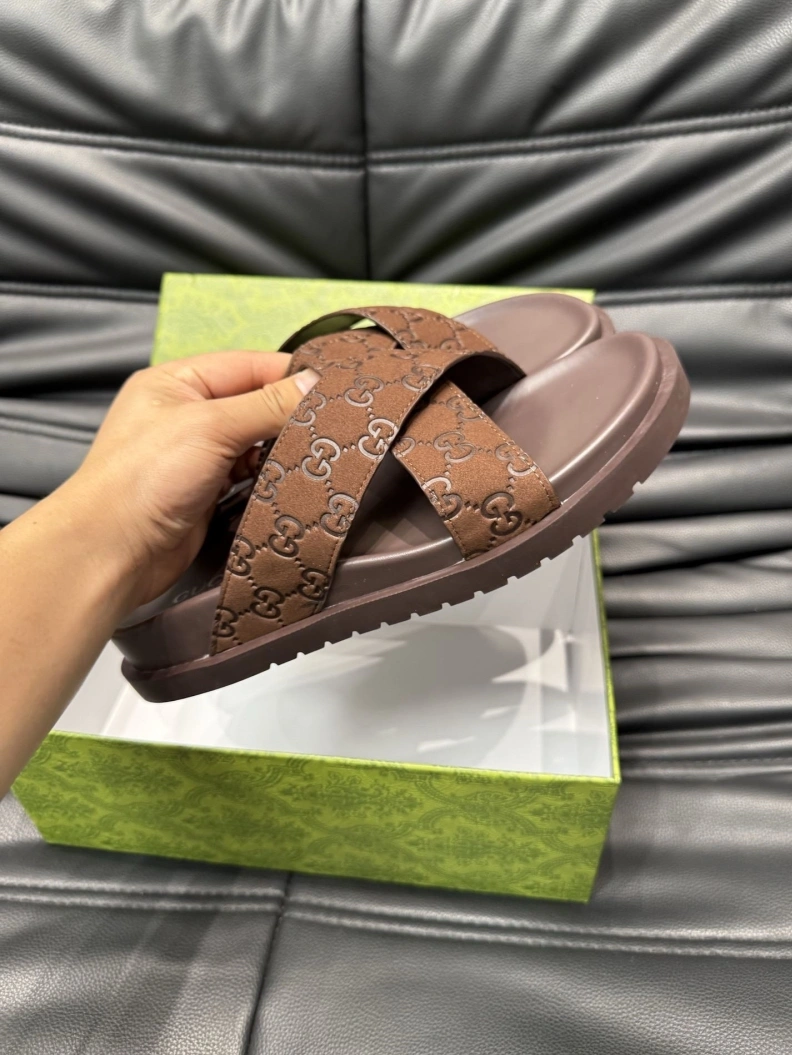 Gxccx Slippers Unique 156365