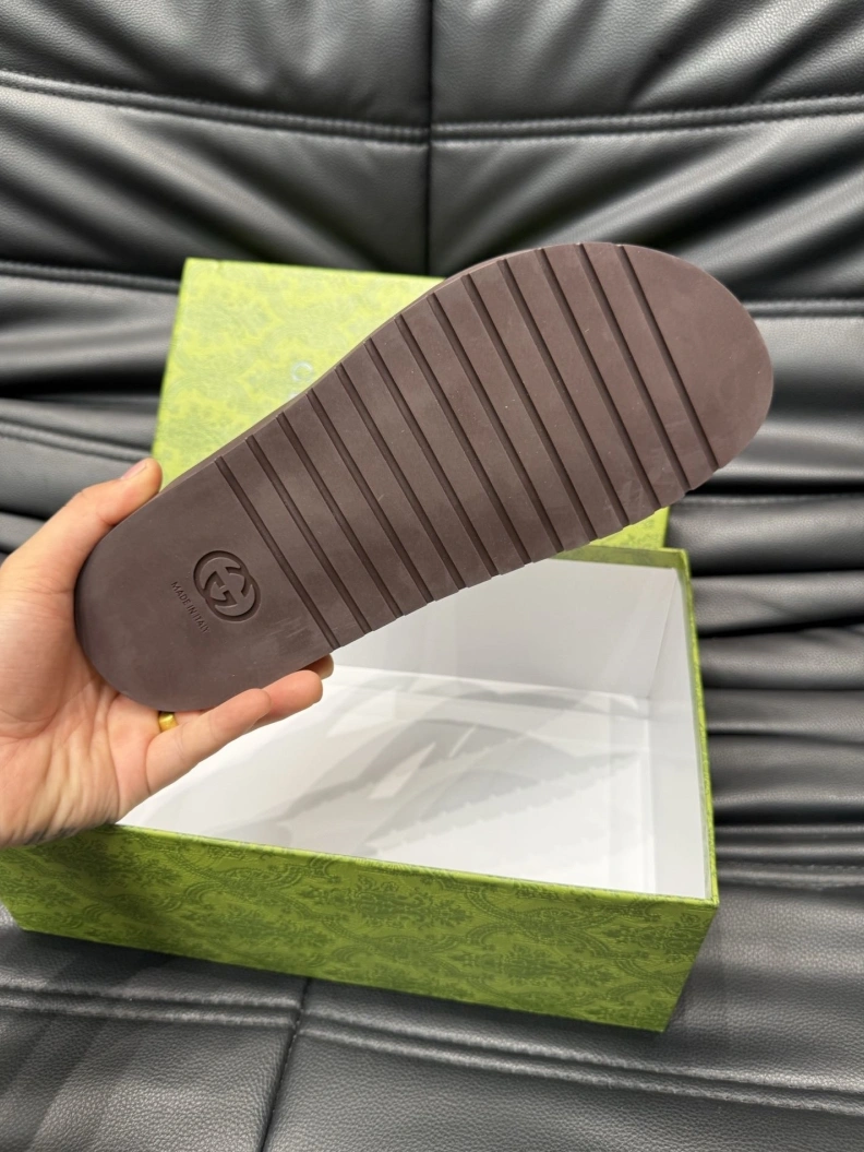 Gxccx Slippers Unique 156365