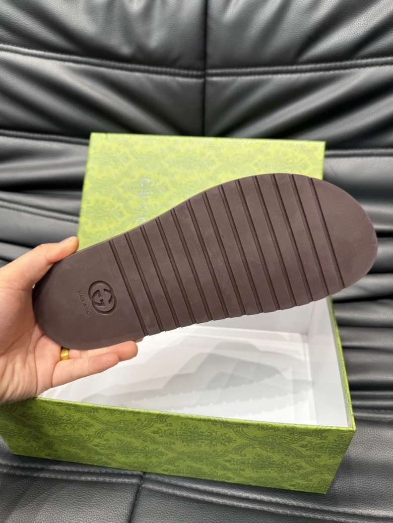 Gxccx Slippers Functional 156376