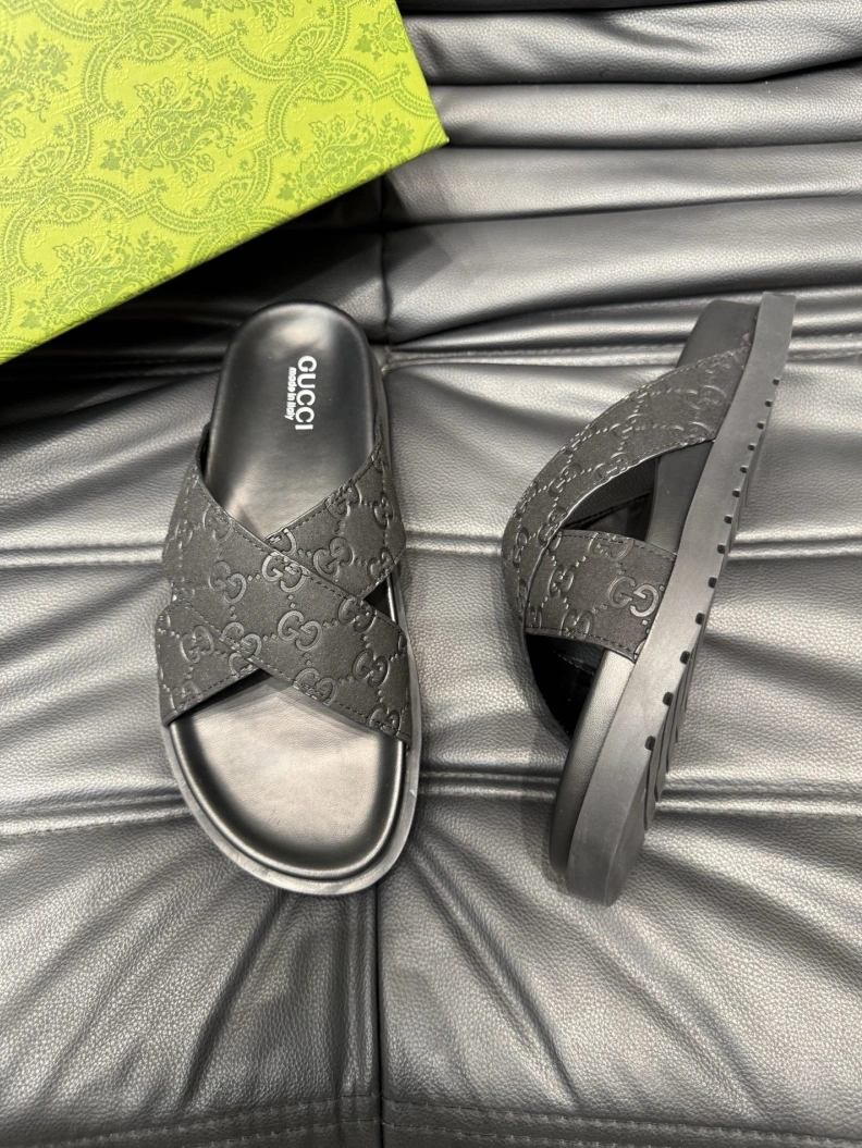 Popular Gxccx Slippers 156369