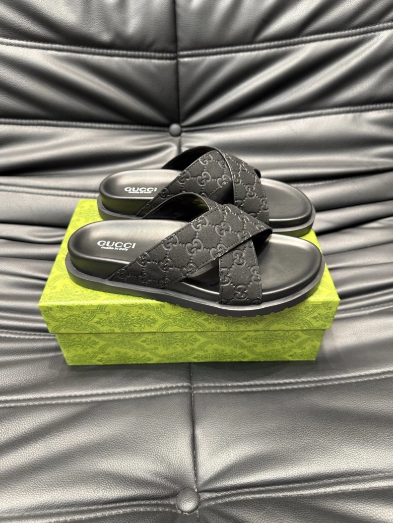 Popular Gxccx Slippers 156369