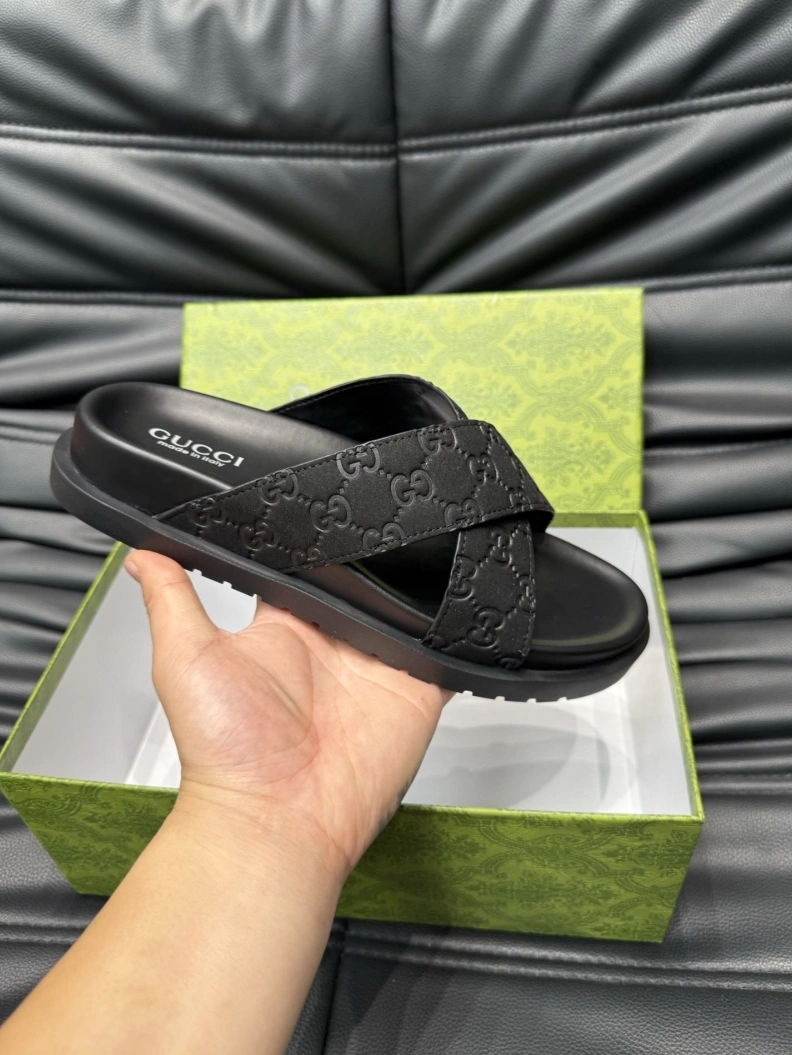 Popular Gxccx Slippers 156369