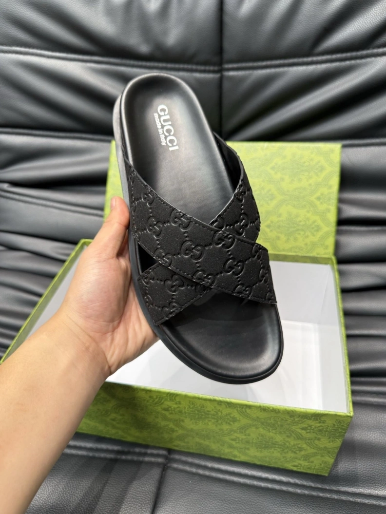 Popular Gxccx Slippers 156369