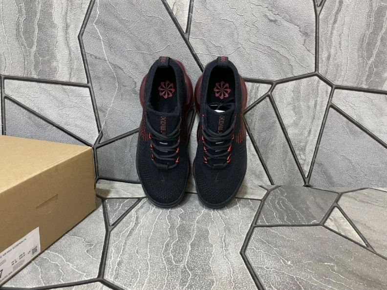Sleek Nxkx Sneakers 198722