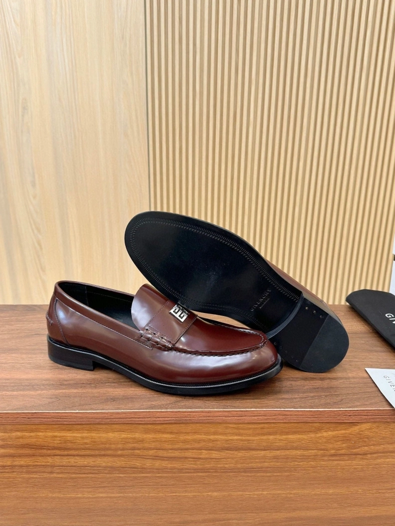 Trendsetting Gxvxnchy Leather Shoes 152760