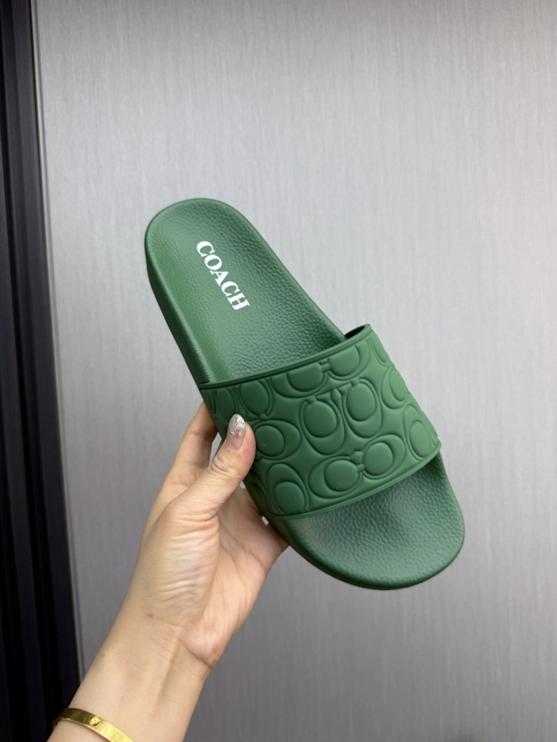 Durable Othxr Slippers 211805