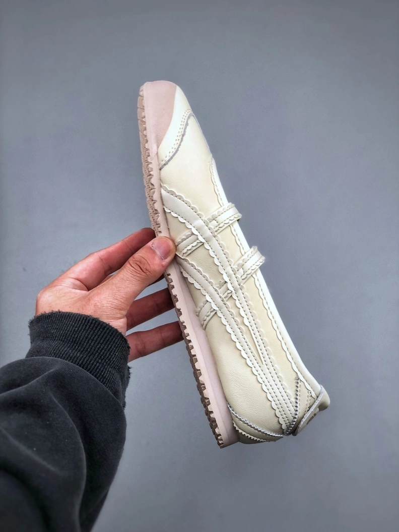 Cozy Othxr Sneakers 211073