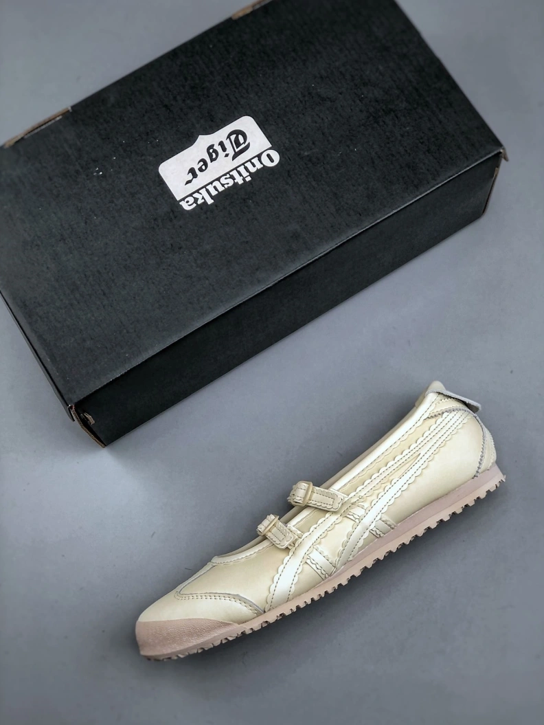 Cozy Othxr Sneakers 211073