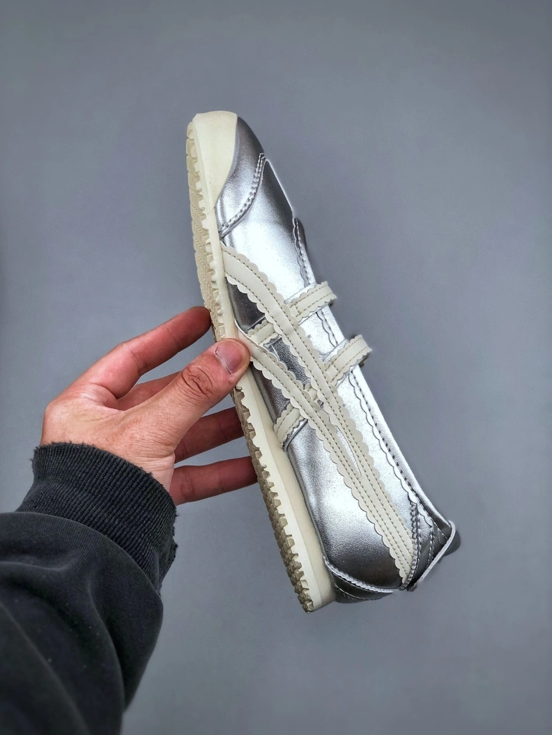 Versatile Othxr Sneakers 211079