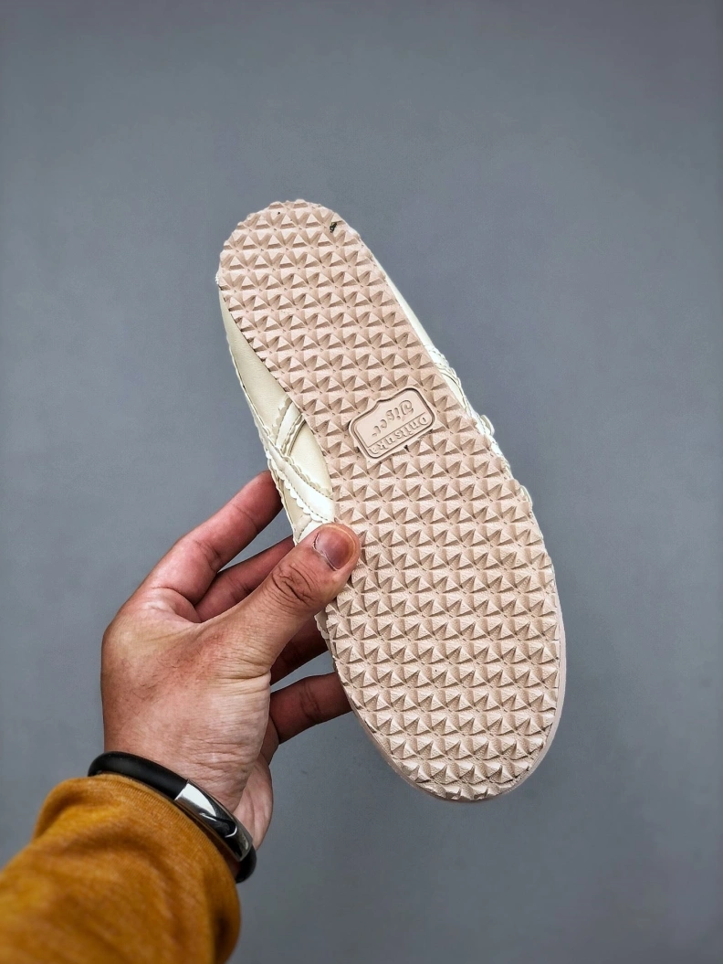 Minimalist Othxr Sneakers 211084