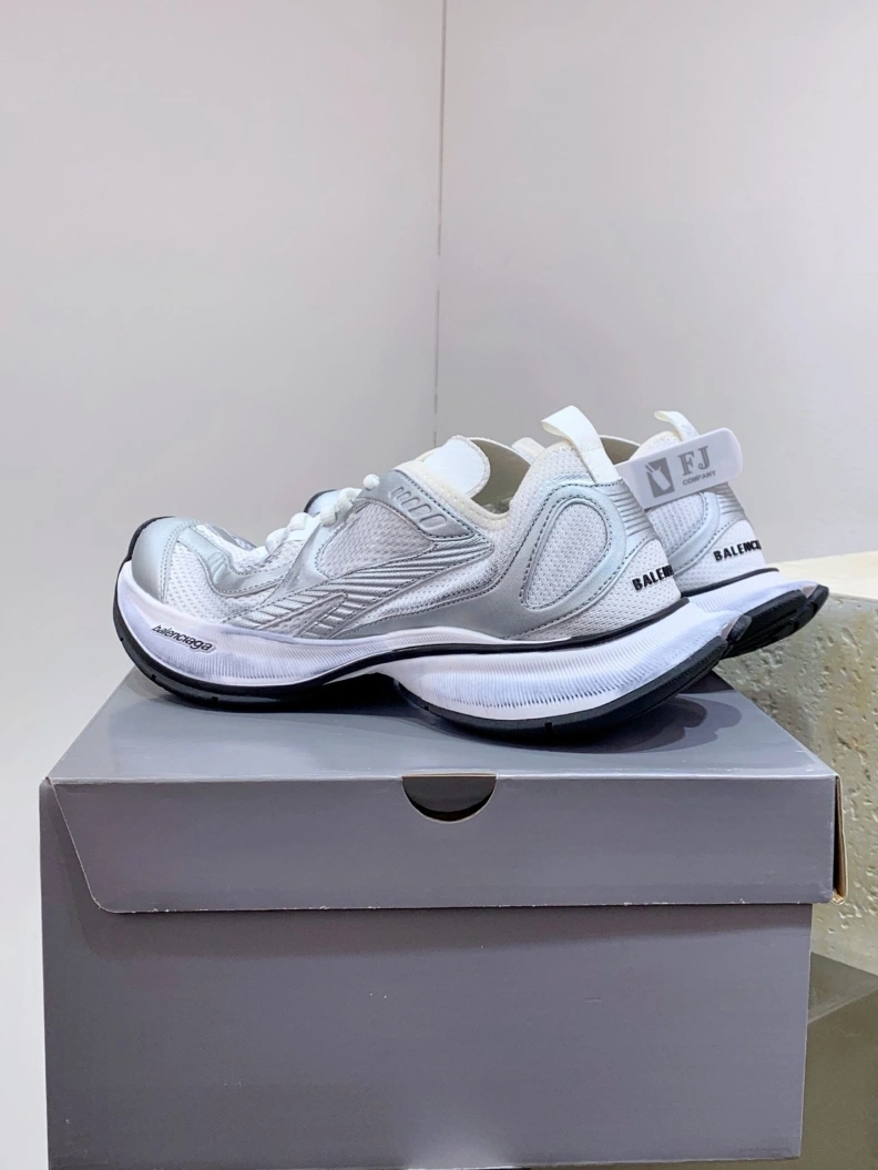WellDesigned Bxlxnciaga Casual Shoe 109356
