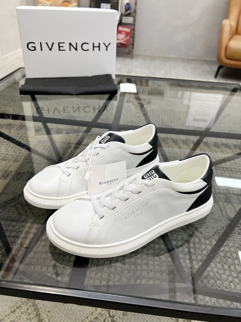 Gxvxnchy Sneakers StreetReady 152550