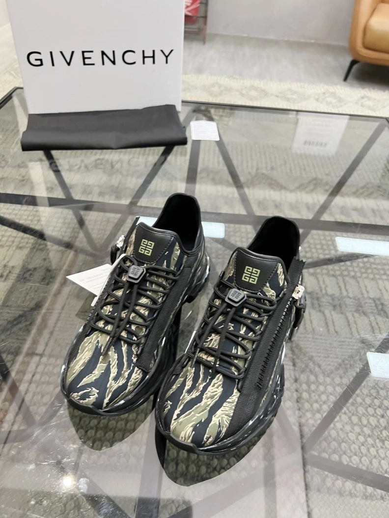 Gxvxnchy Sneakers Refined 152545