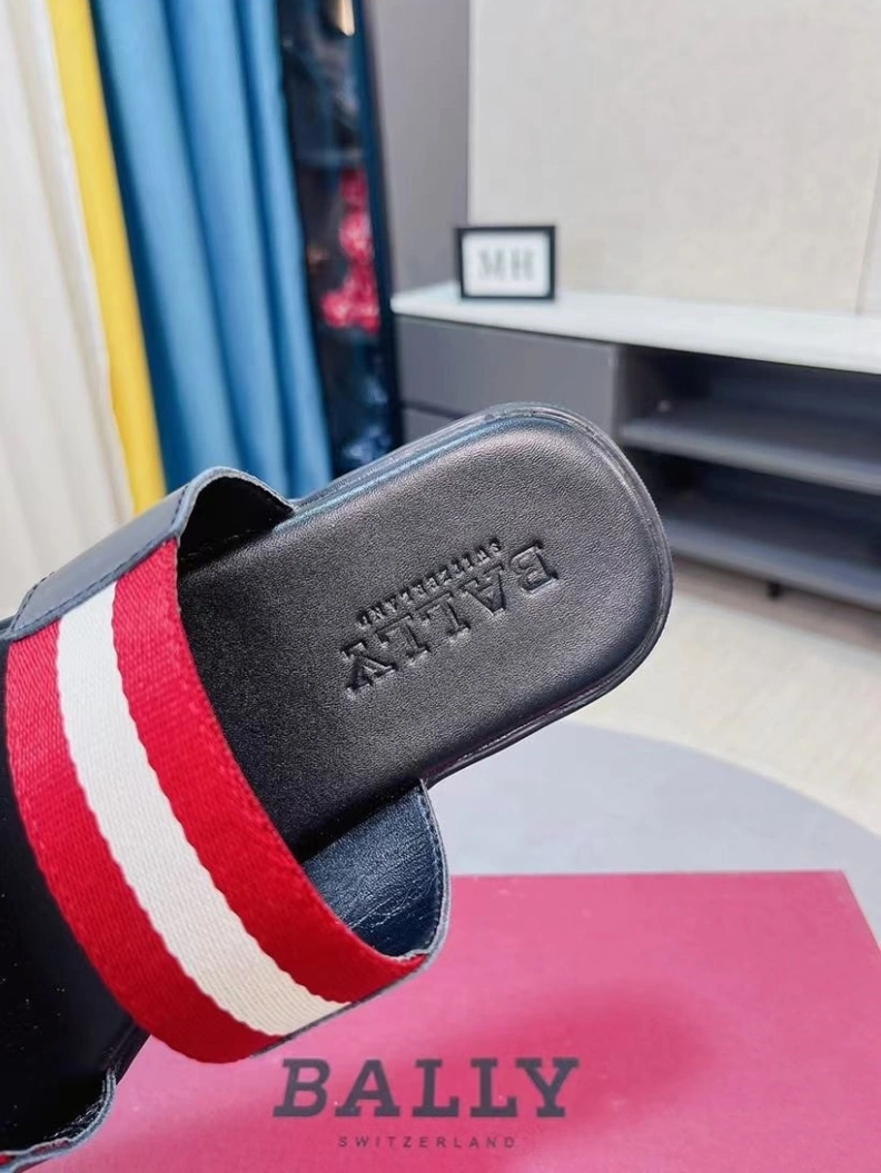 NewStyle Othxr Slippers 211793
