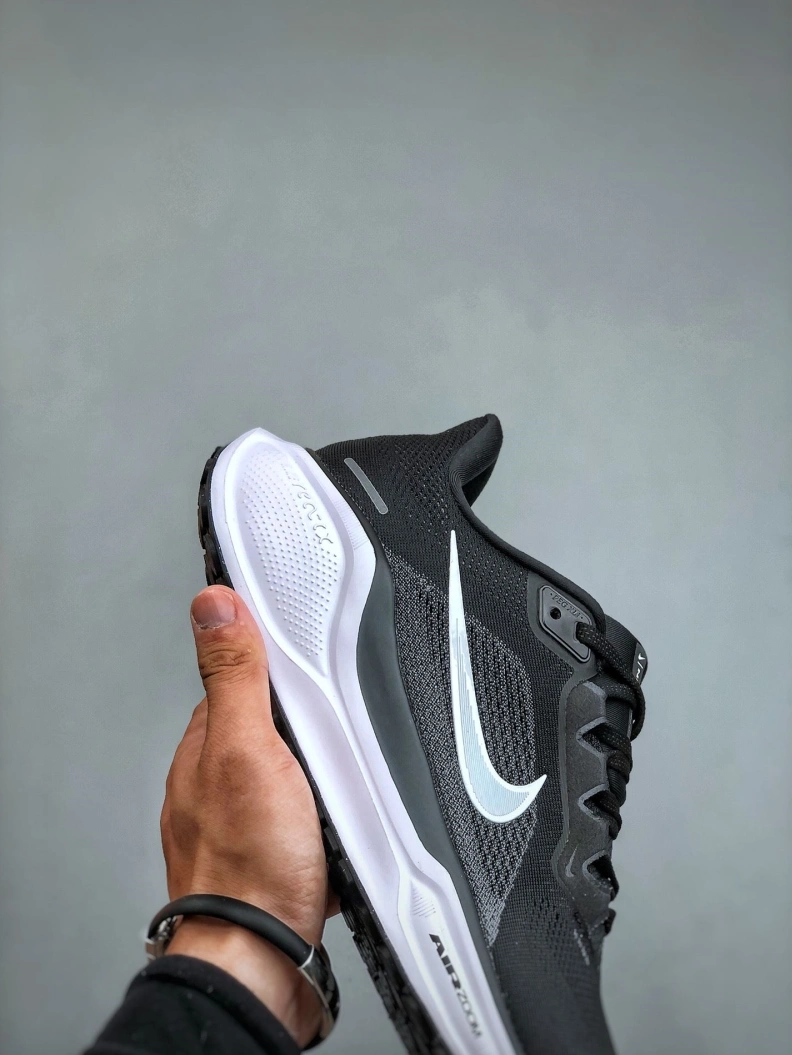 GoodFit Nxkx Sneakers 198700