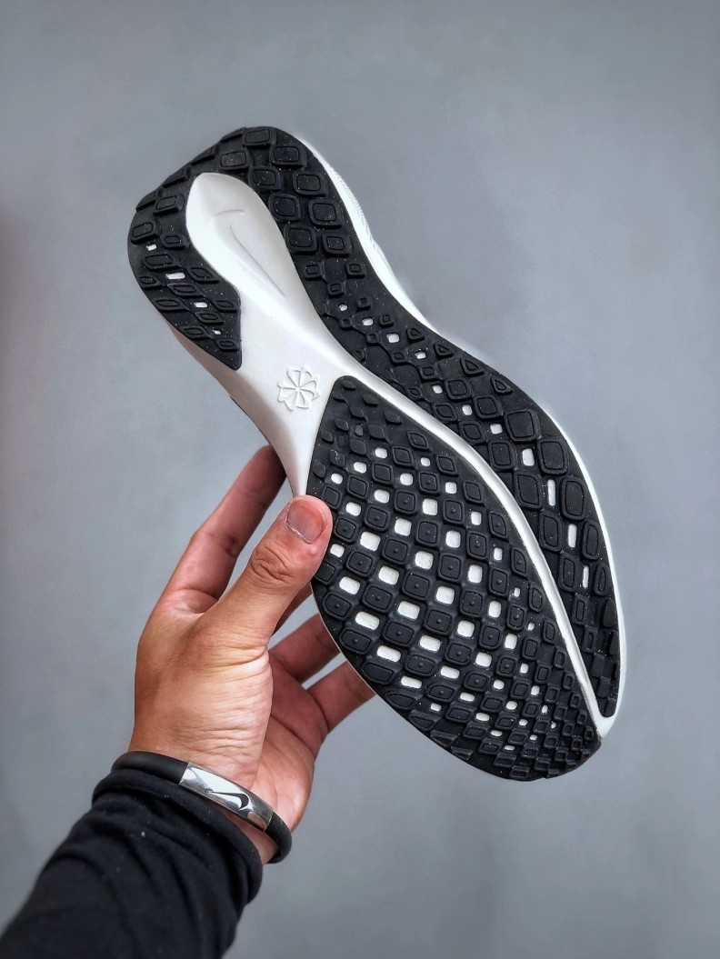 Cozy Nxkx Sneakers 198698