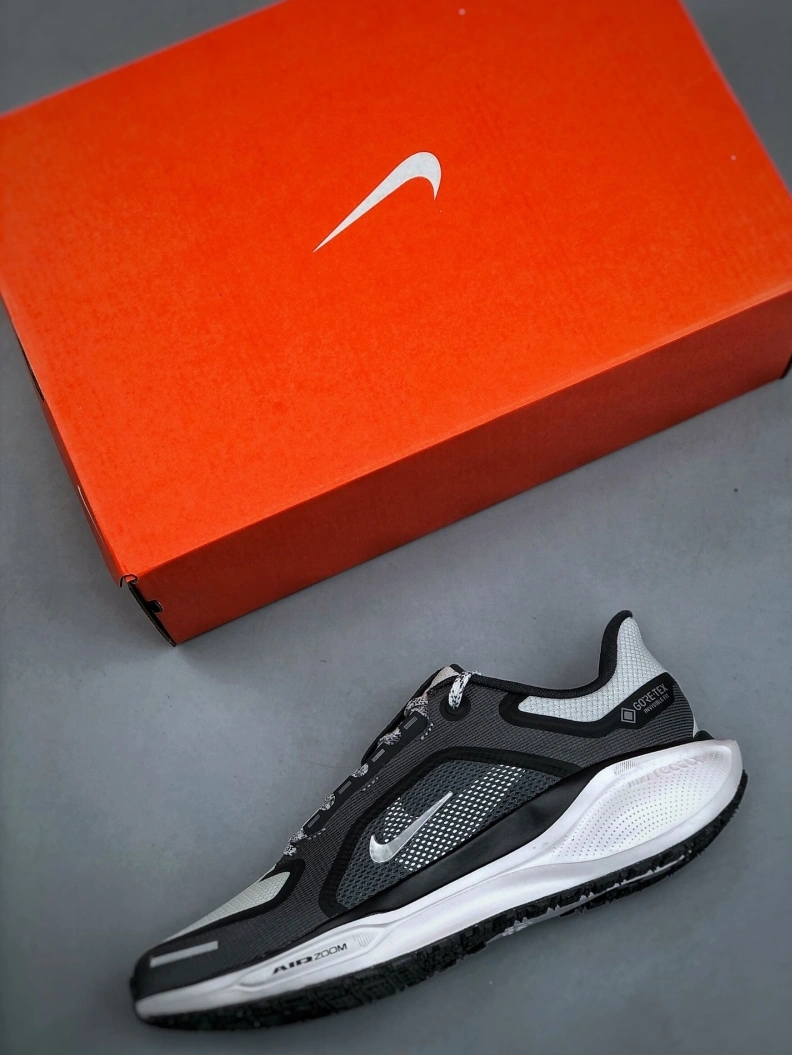Bright Nxkx Sneakers 198684