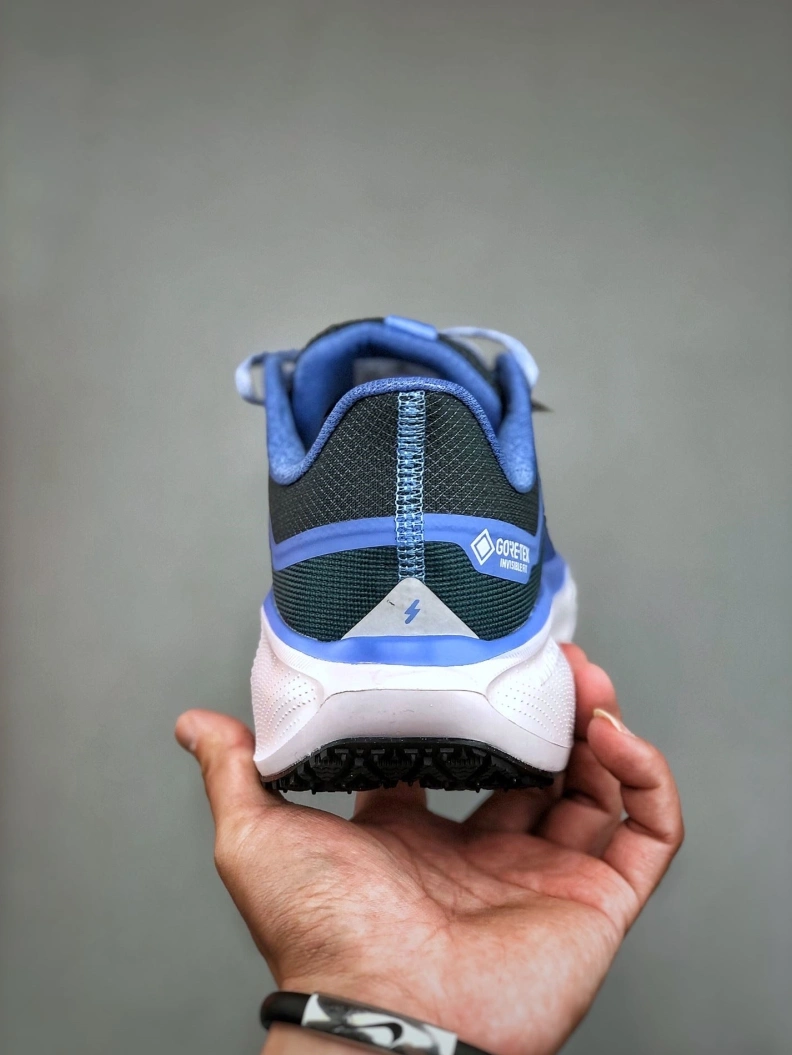 Sleek Nxkx Sneakers 198681