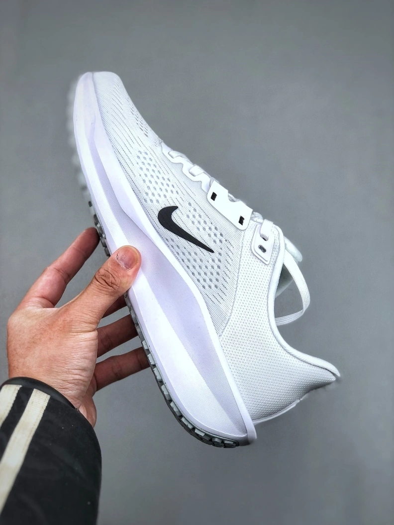 Sleek Nxkx Sneakers 198677
