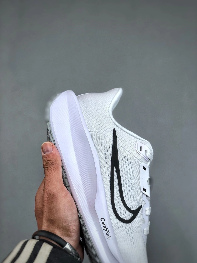 Sleek Nxkx Sneakers 198677