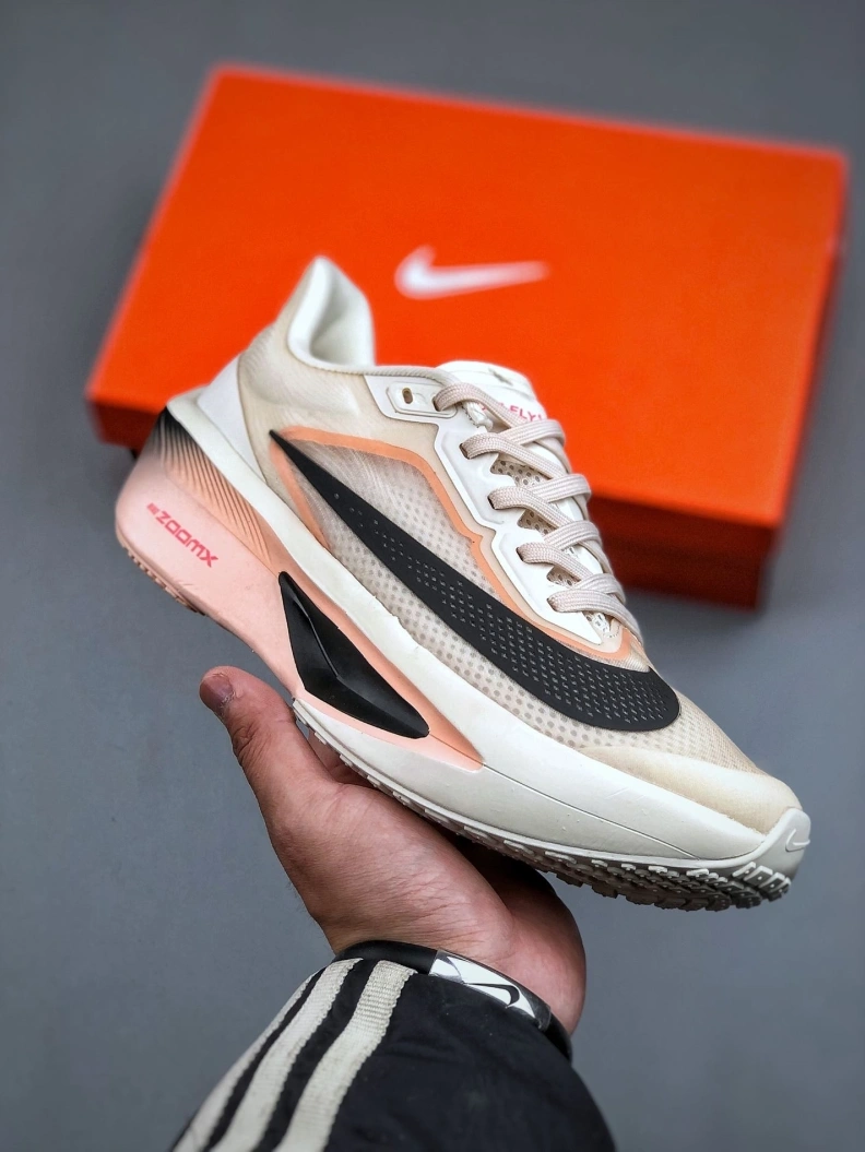 Sleek Nxkx Sneakers 198673