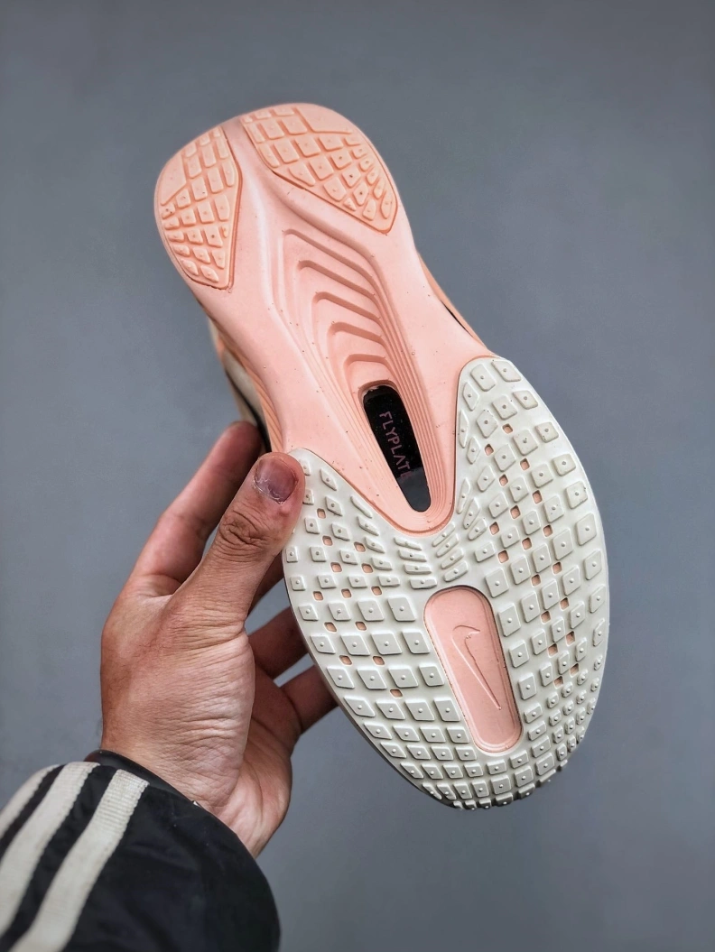 Sleek Nxkx Sneakers 198673