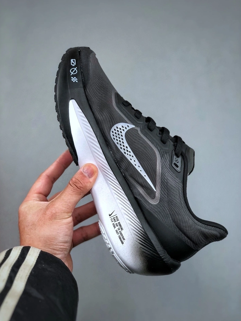Nxkx Sneakers Sleek 198670