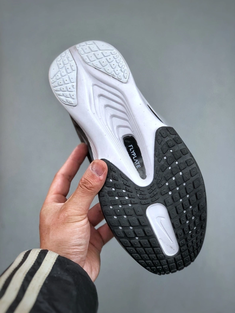 Nxkx Sneakers Sleek 198670