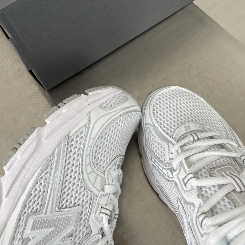 Trendsetting Othxr Sneakers 211062