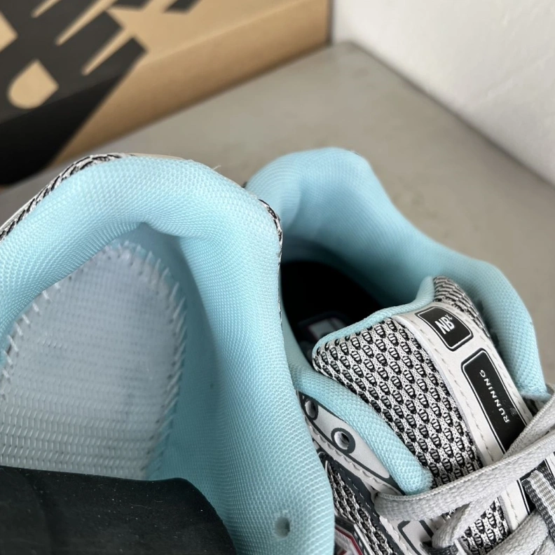 Versatile Othxr Sneakers 211086