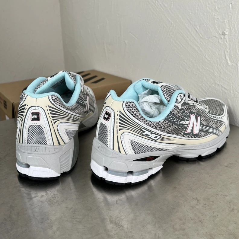 Versatile Othxr Sneakers 211086