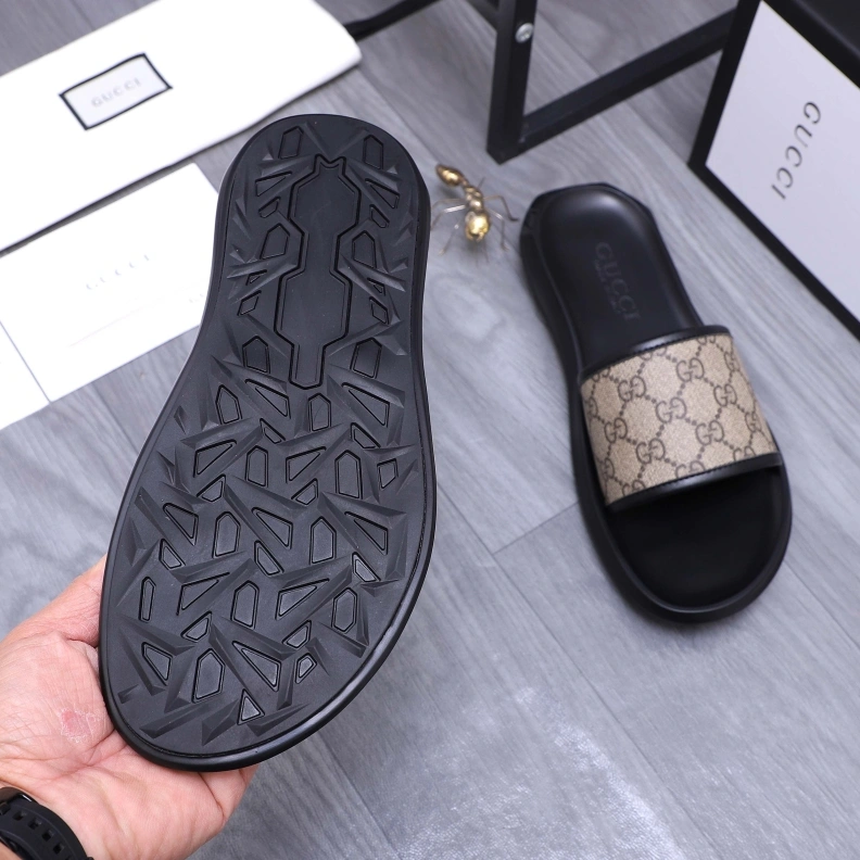 Gxccx Slippers Versatile 156345