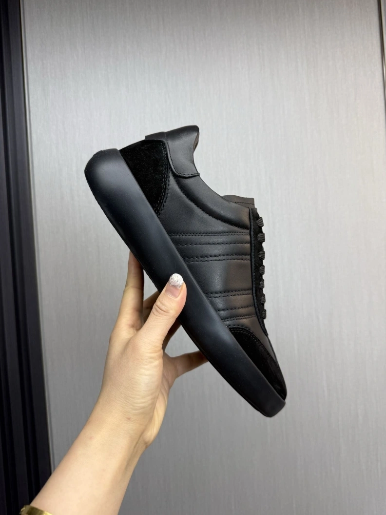 EasyMatch Othxr Sneakers 211054