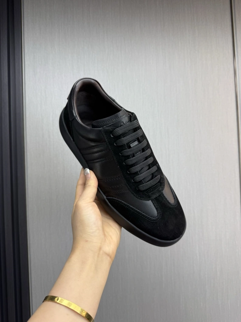 EasyMatch Othxr Sneakers 211054