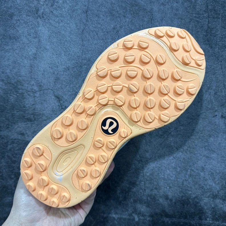 WellDesigned Othxr Sneakers 211055