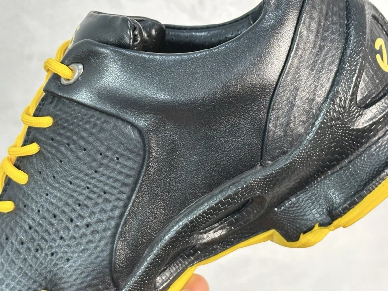 Stylish Othxr Sneakers 211050