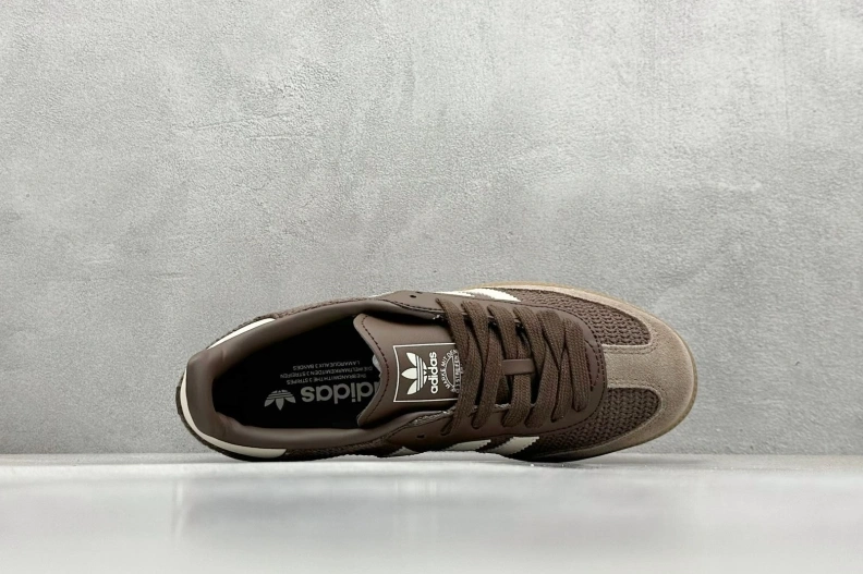 Minimalist Mxnxlo Blxhnxk Sneakers 192959