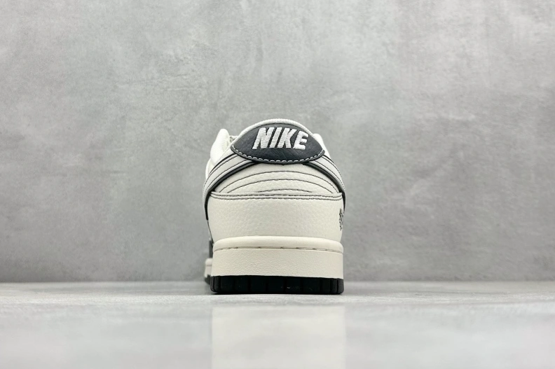 Unique Nxkx Sneakers 198661