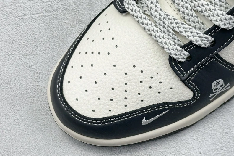 Unique Nxkx Sneakers 198661