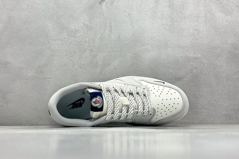 Durable Mxnclxr Sneakers 197430