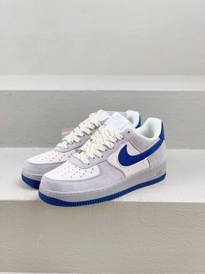 Trendsetting Lxxis Vxxtton Sneakers 192879