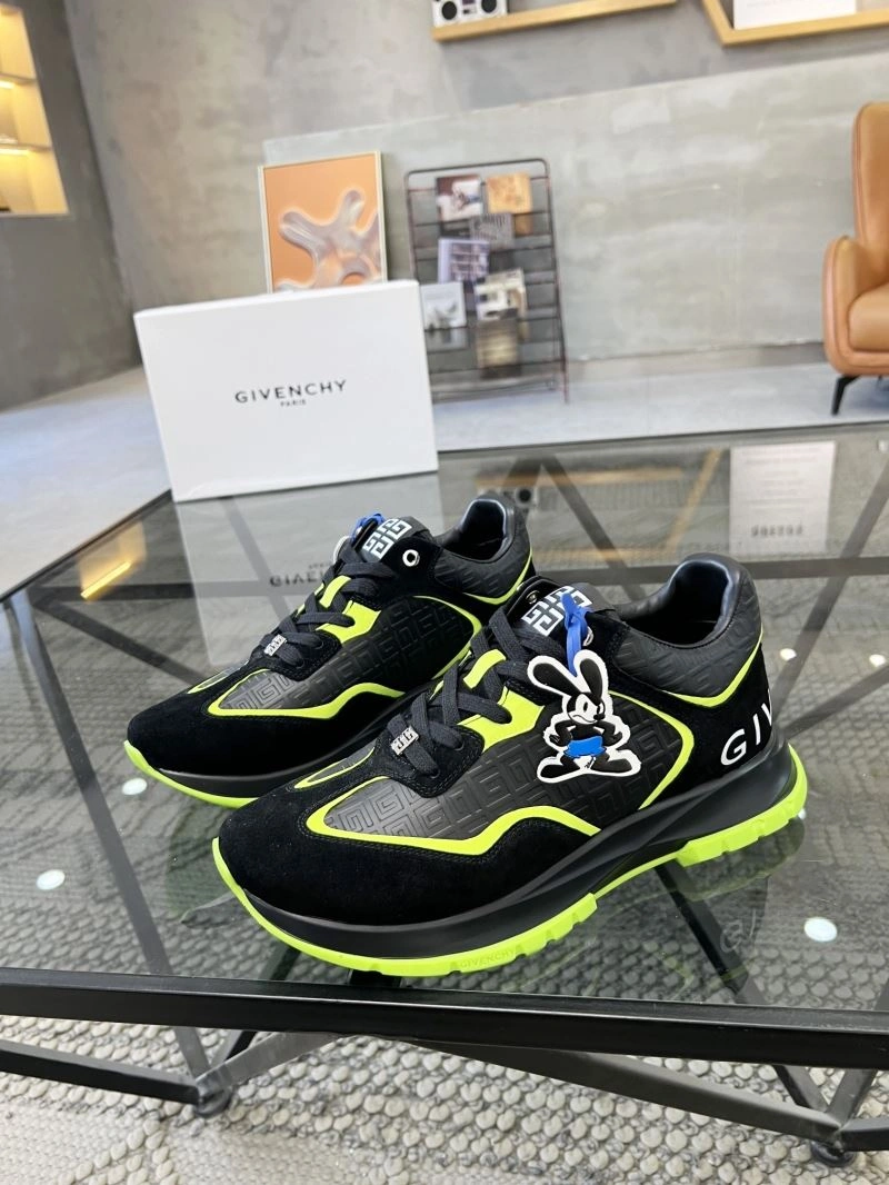Bold Gxvxnchy Sneakers 154943