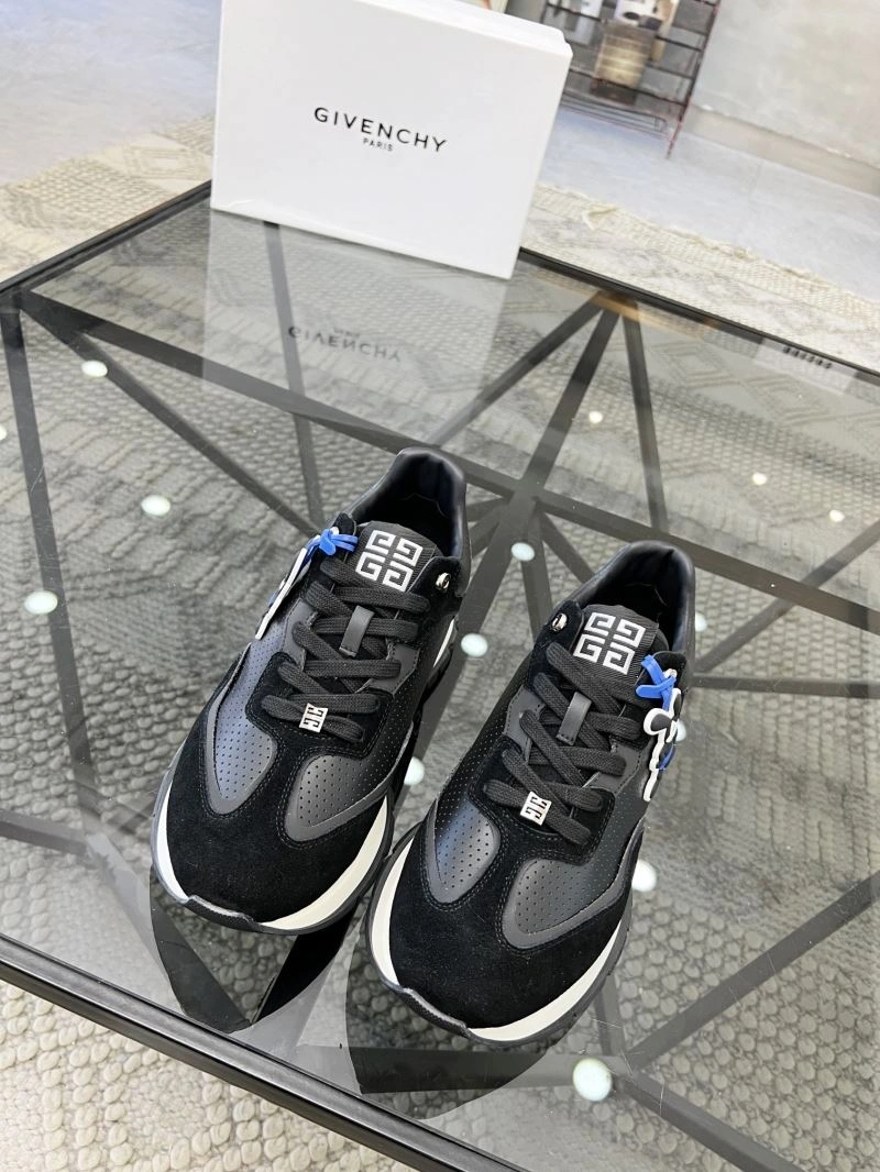 Gxvxnchy Sneakers Stylish 154941