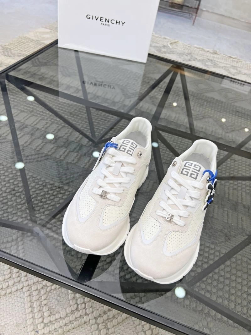 Gxvxnchy Sneakers Lightweight 154934