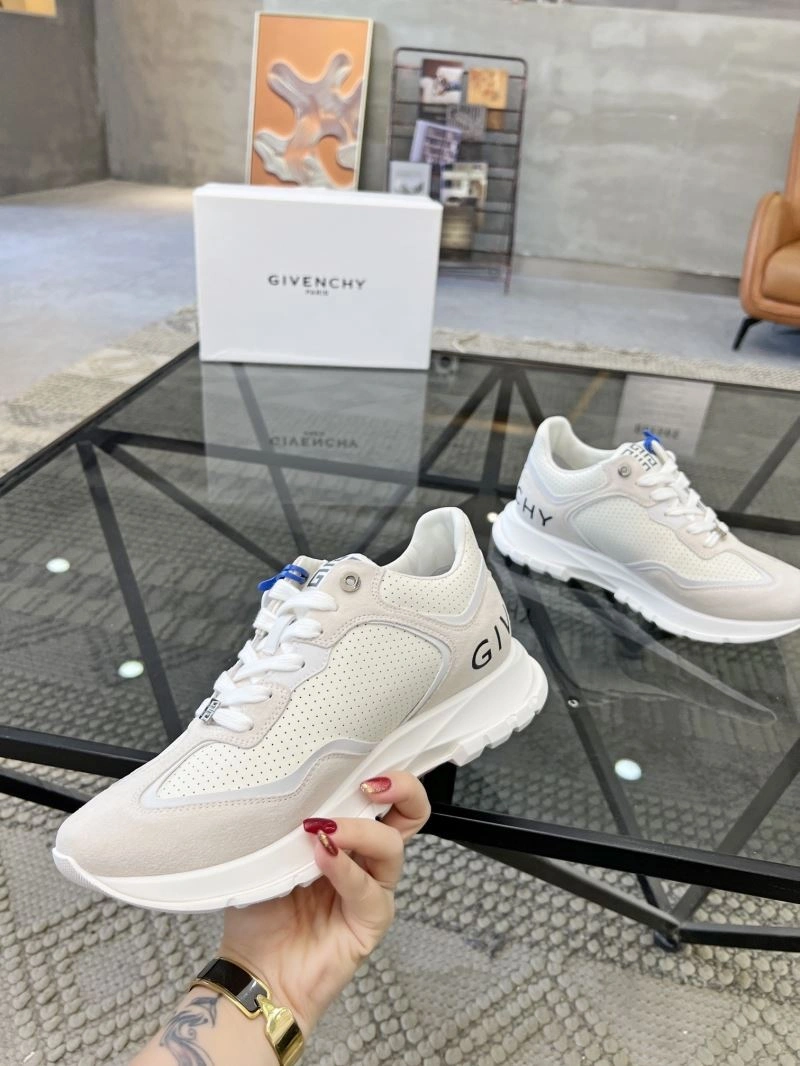 Gxvxnchy Sneakers Lightweight 154934