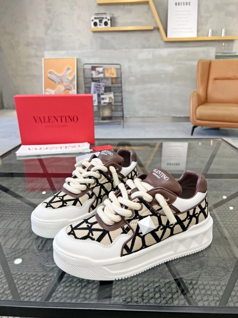 GoAnywhere Vxlxntino Casual Shoes 233515
